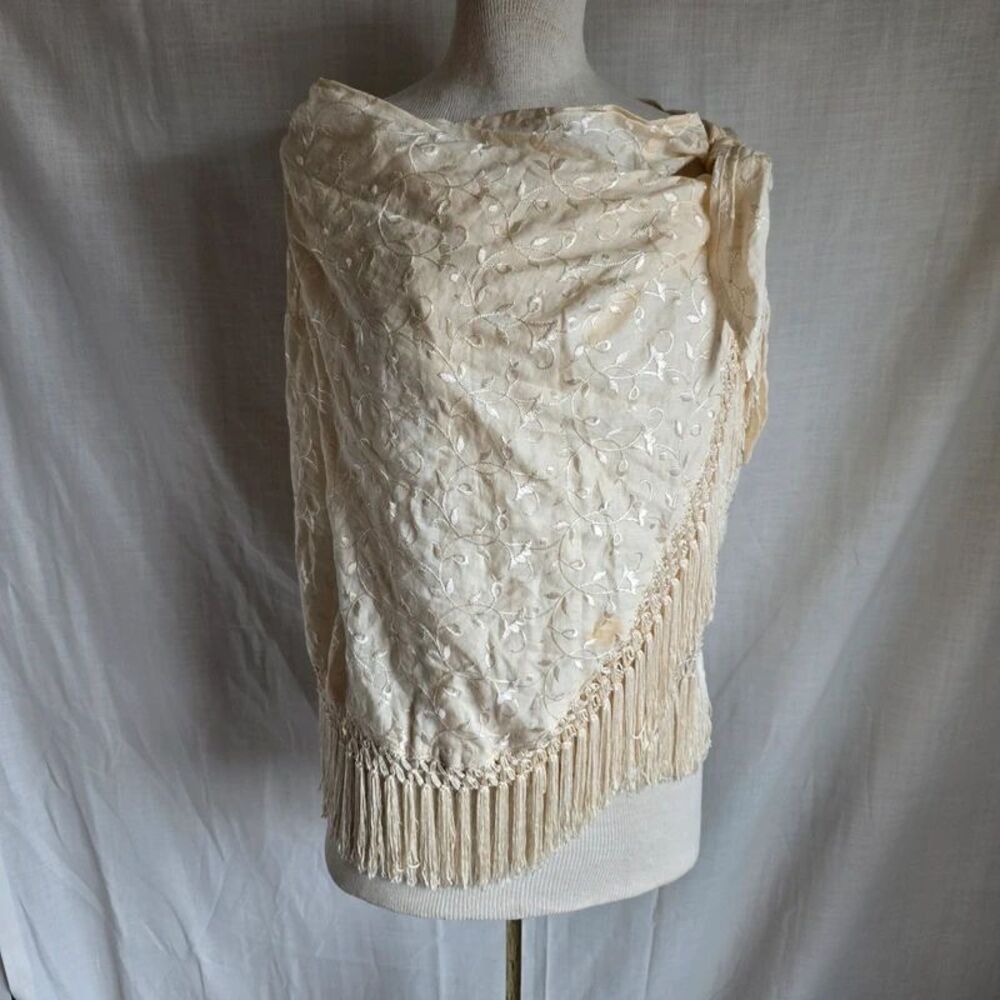 Vintage Carol Le Valley Collection Womens Large Linen Fringe Wrap Skirt Shawl
